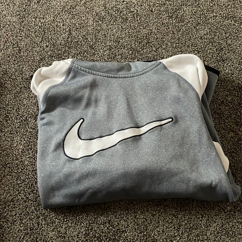 Nike women white and grey sweatshirt